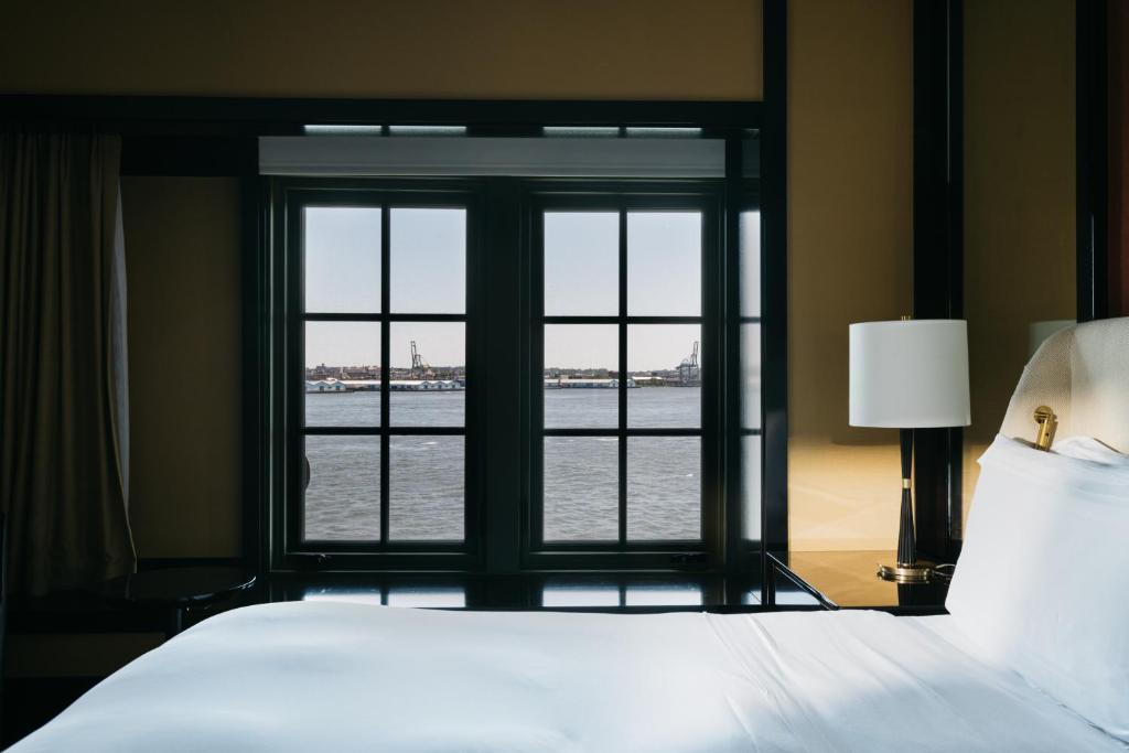 Fulton Suite - Image 2