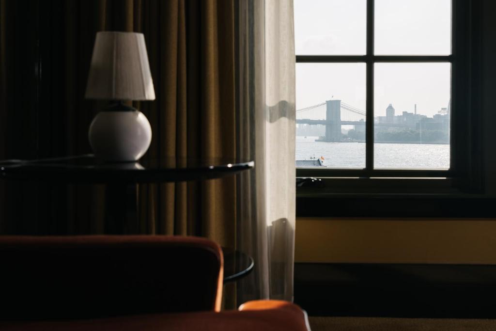 Fulton Suite - Image 3