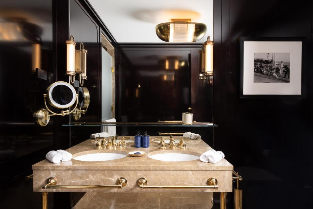 Fulton Suite - Image 6