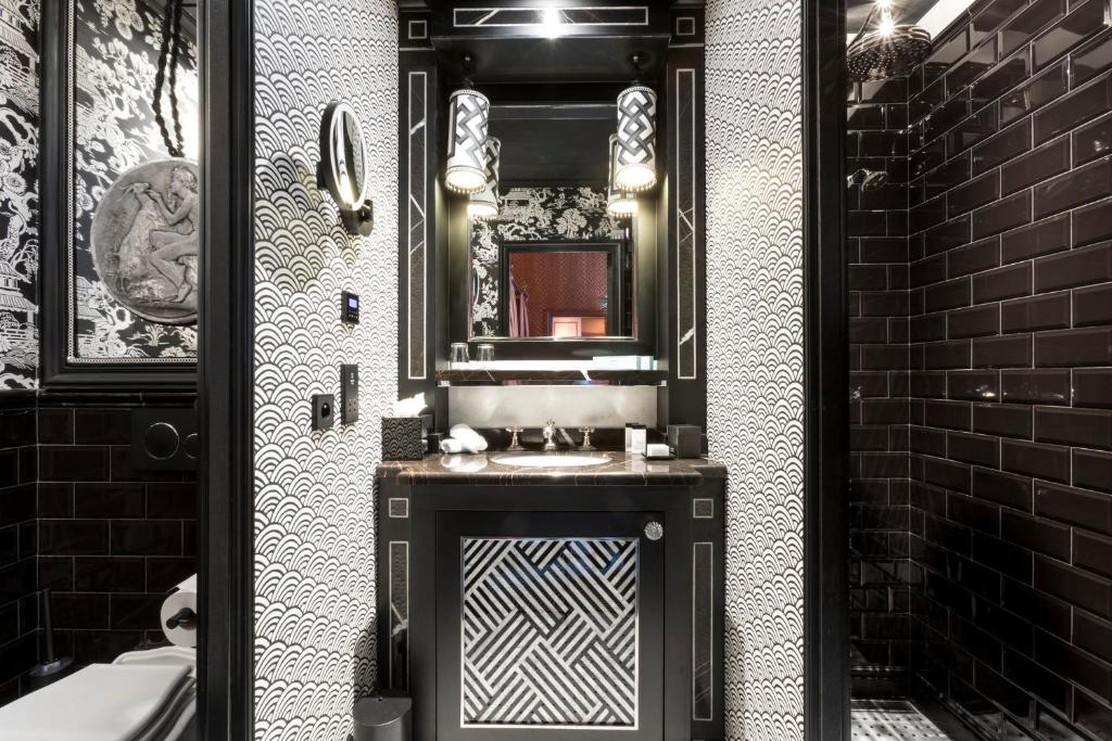 Grand Tour Suite - Image 2