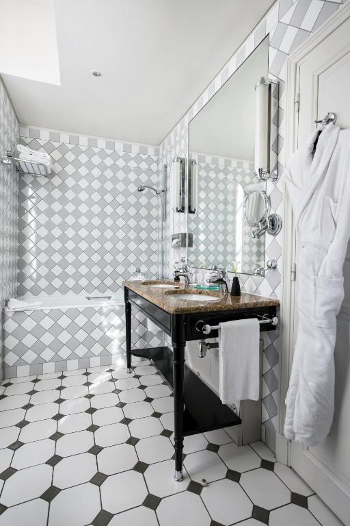 Junior Suite - Image 3