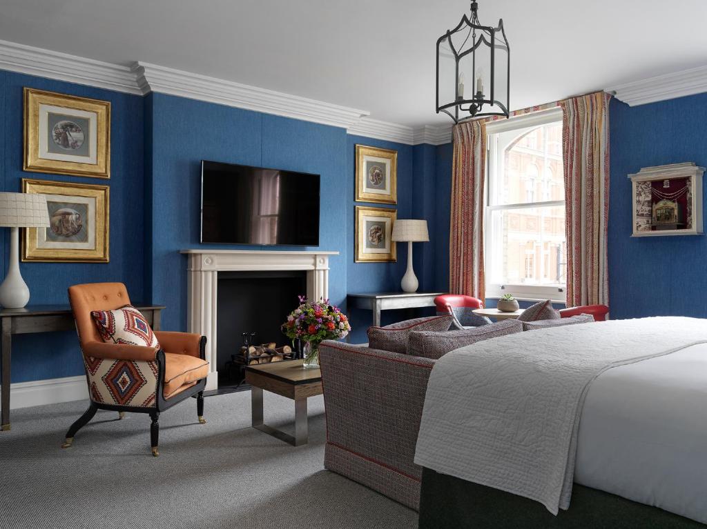 Deluxe Junior Suite - Image 5