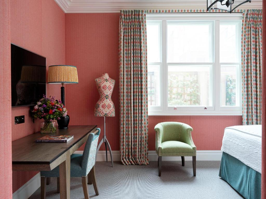 Superior Room - Image 7