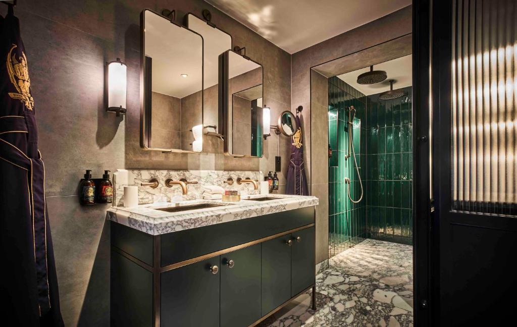 Flitcroft Apartment - Image 1