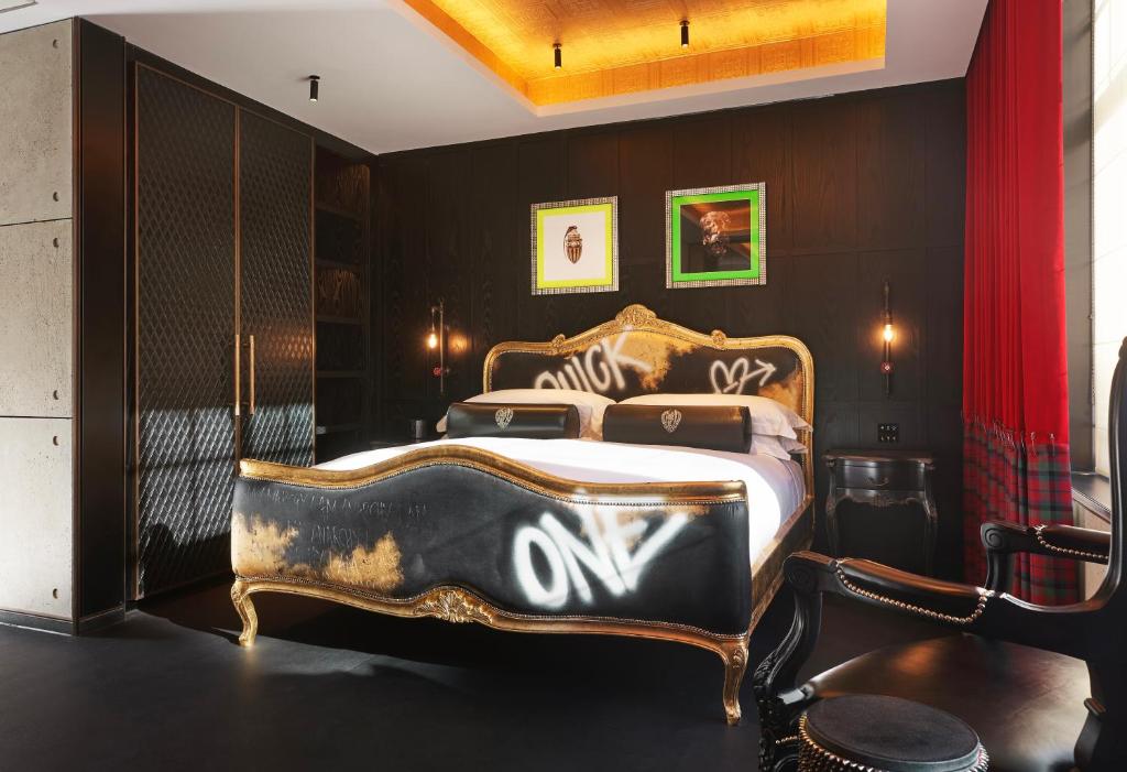 Lofthouse Apartment - Image 1