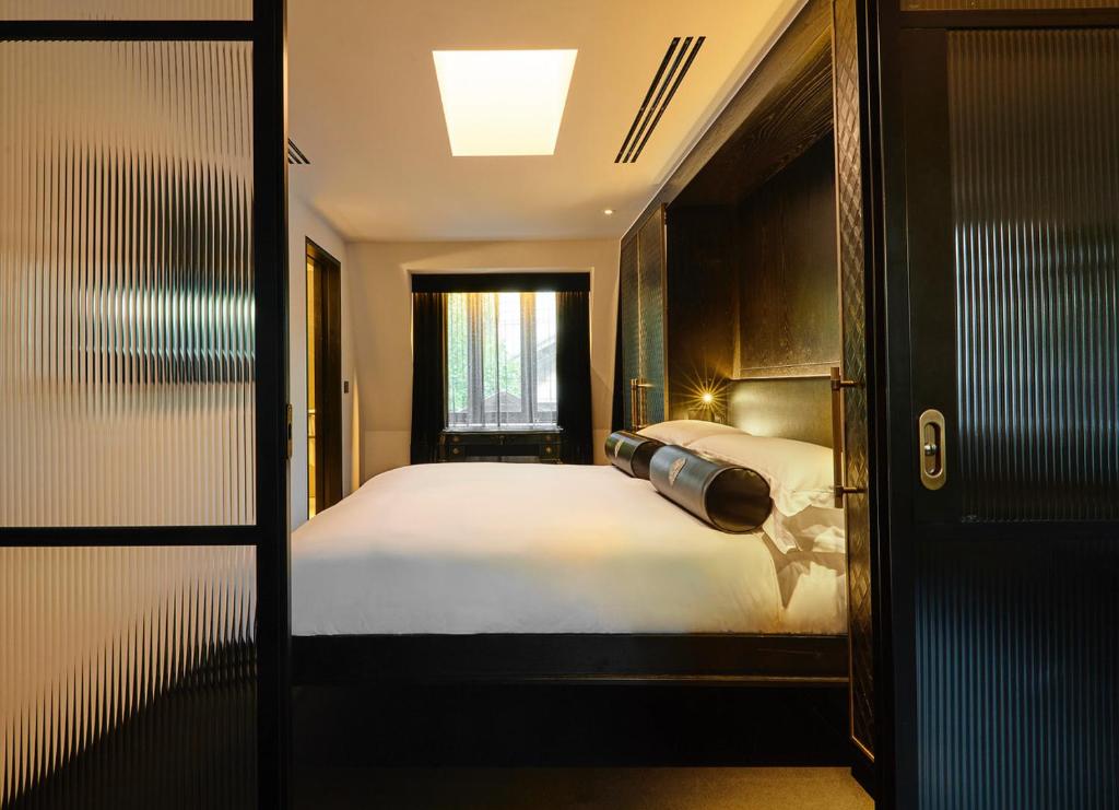 Two-Bedroom Studio Apartment - Image 3