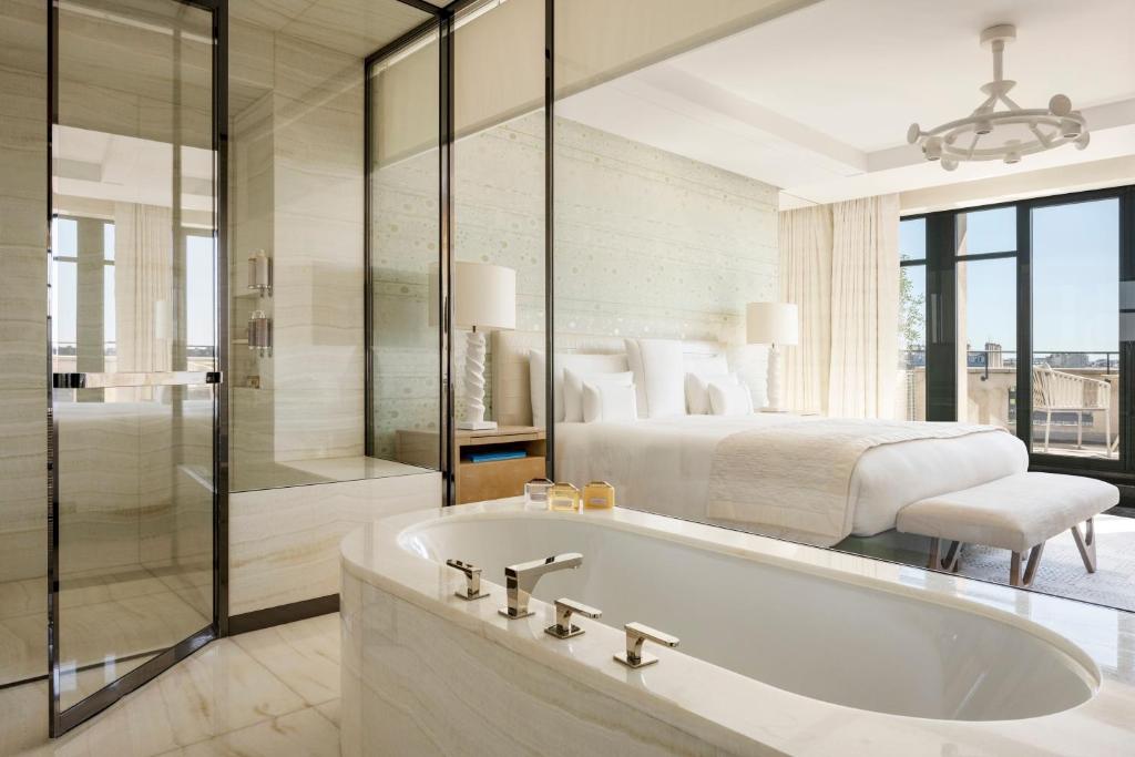 Balcony Junior Suite - Image 3