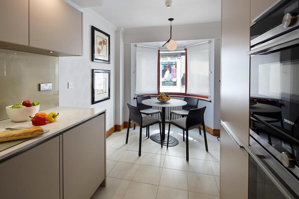 Three-Bedroom Townhouse - Image 13