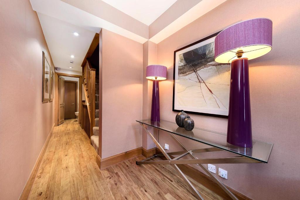 Two Bedroom Townhouse - Image 11