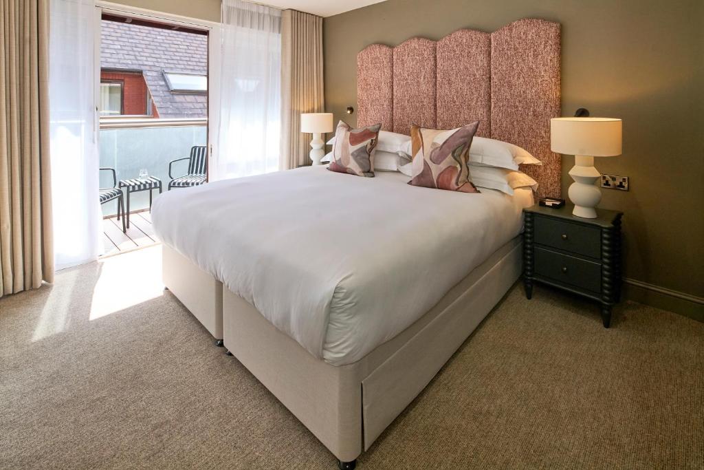 Two-Bedroom Villa - Image 10