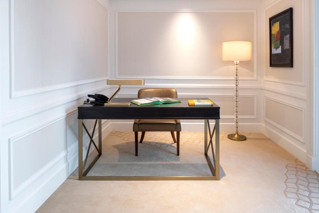 Royal Dome Suite - Image 7