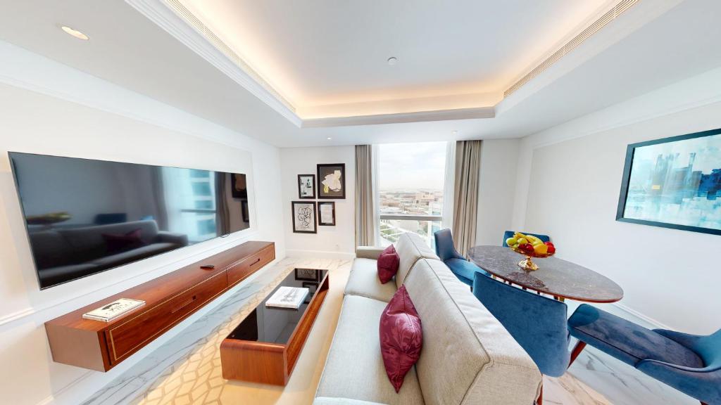 Superior One-Bedroom Apartment