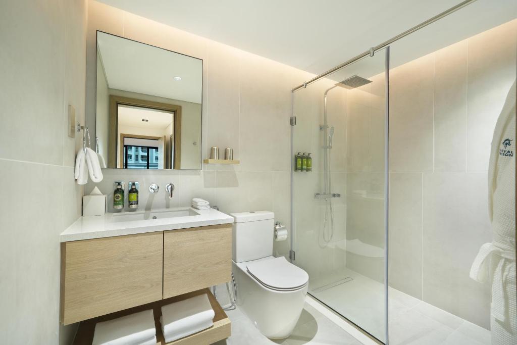 Luxury Two-Bedroom Apartment - Image 6