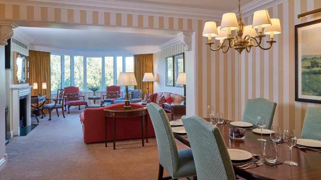 Luxury Two Bedroom Apartment - Hyde Park View - Image 12