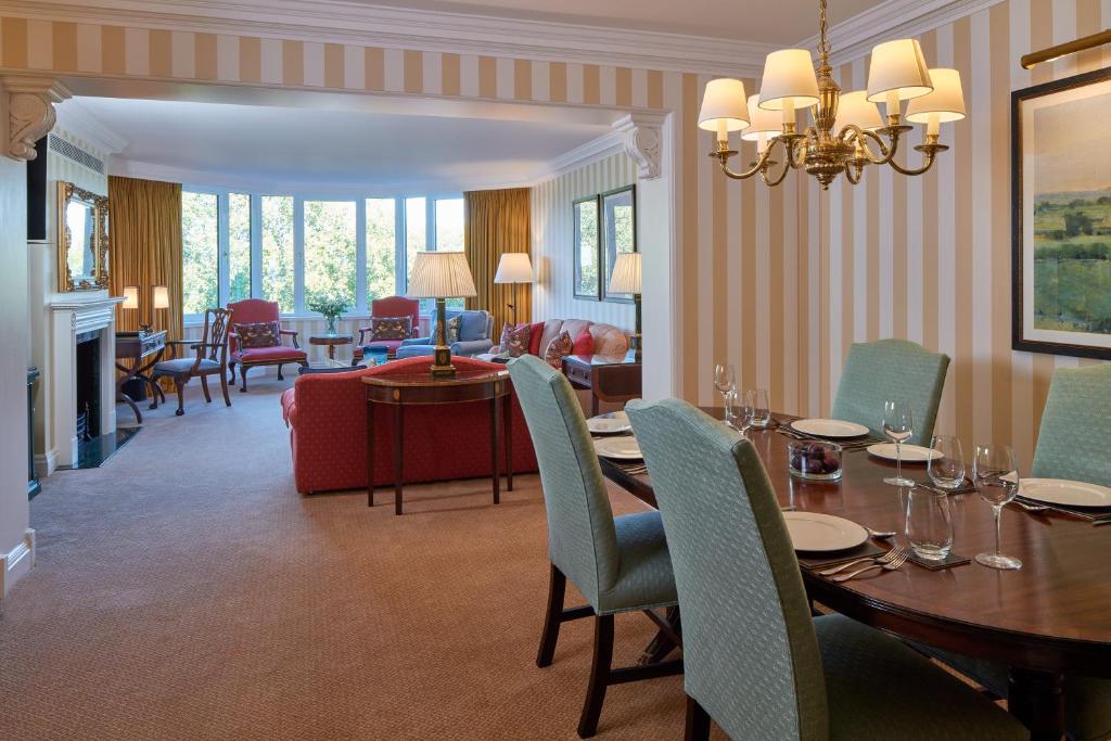 Luxury Two Bedroom Apartment - Hyde Park View - Image 3