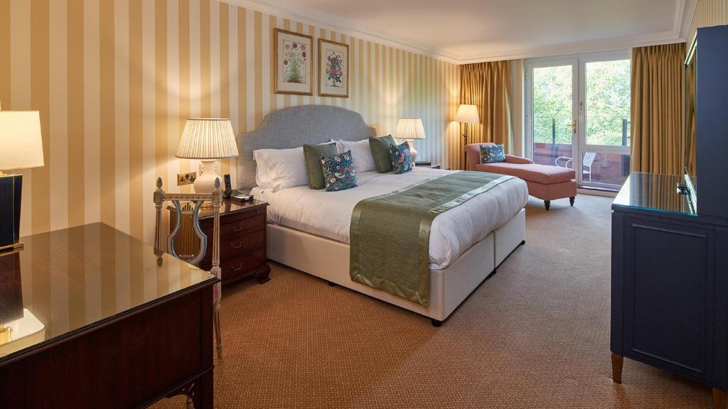 Luxury Two Bedroom Apartment - Hyde Park View - Image 10