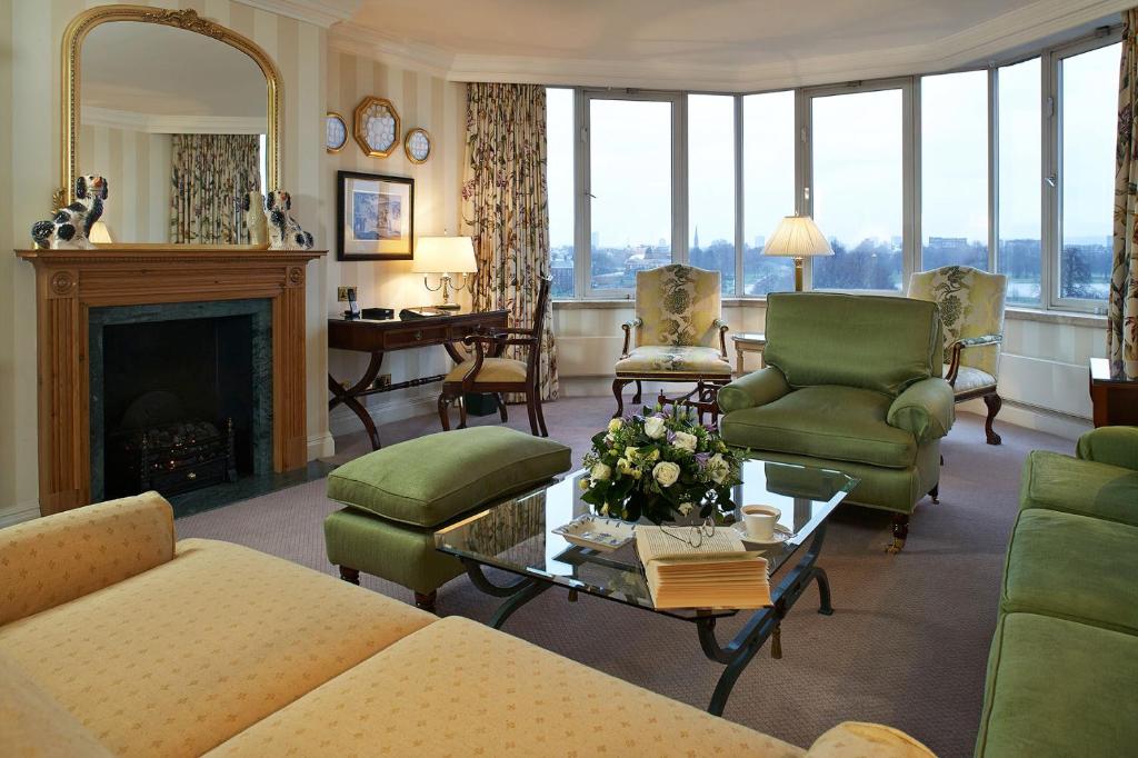 Two Bedroom Penthouse - Image 2