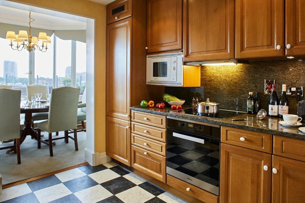 Two Bedroom Penthouse - Image 5