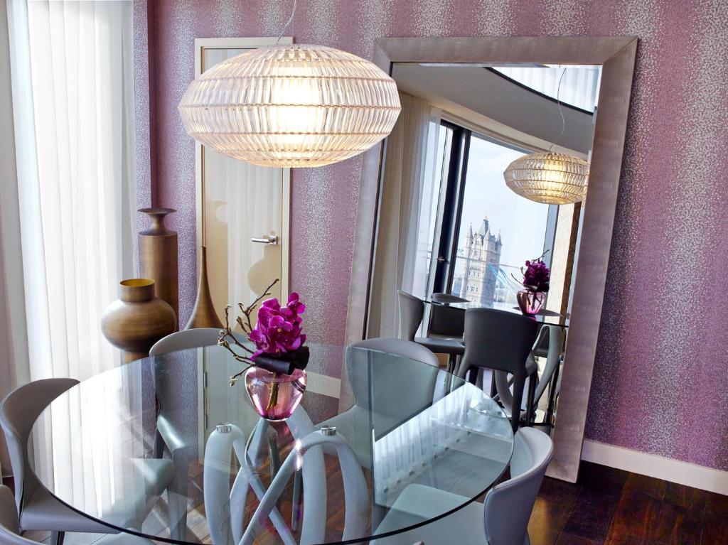 Two-Bedroom Penthouse River View - Image 7