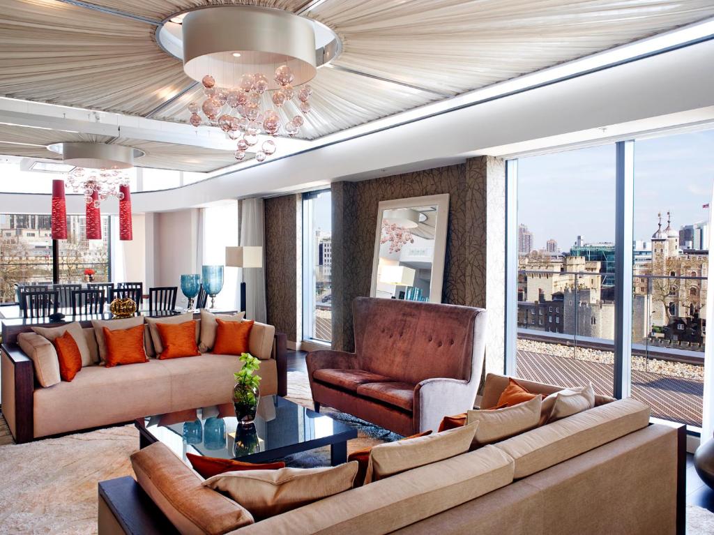 Two-Bedroom Penthouse Tower View - Image 6