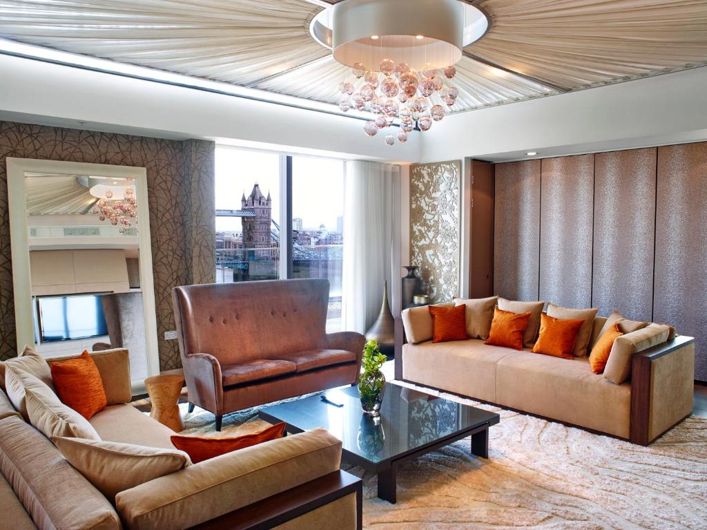 Two-Bedroom Penthouse Tower View - Image 7