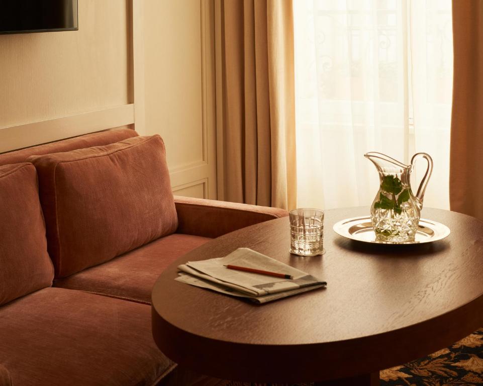 Prestige Room Voltaire - Image 1