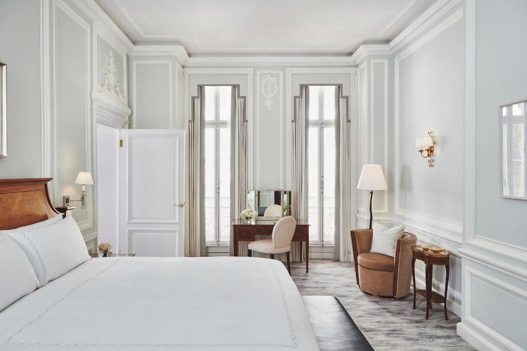 Claridge’s Suite - Image 5