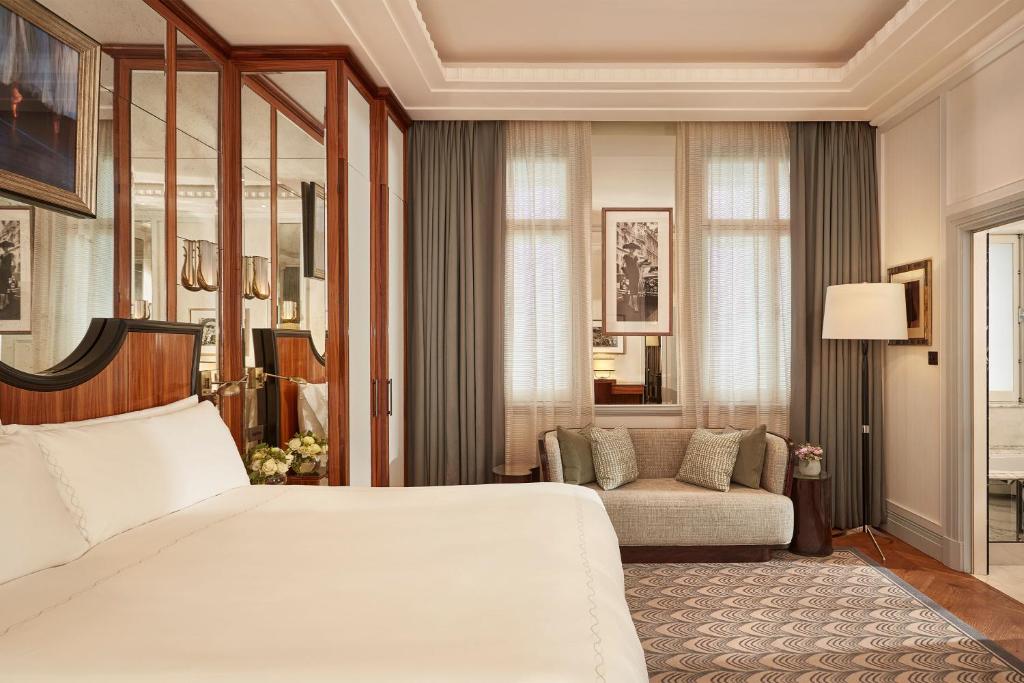 Mayfair Room - Image 4