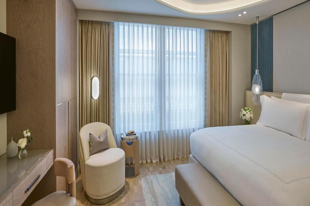 Mayfair Suite - Image 7