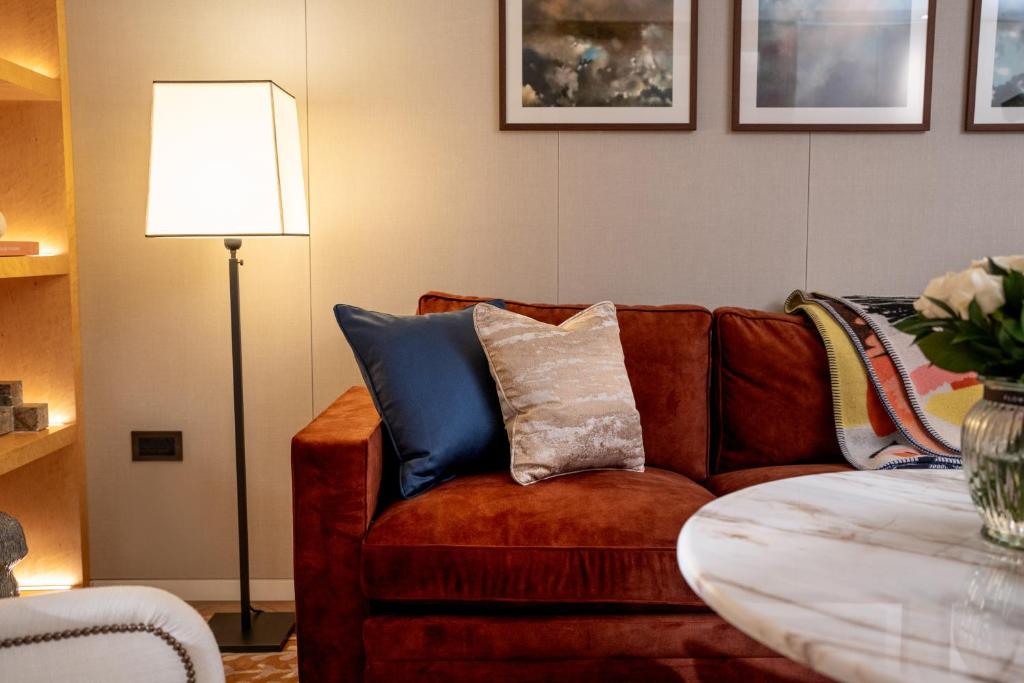 Deluxe Junior Suite - Image 4