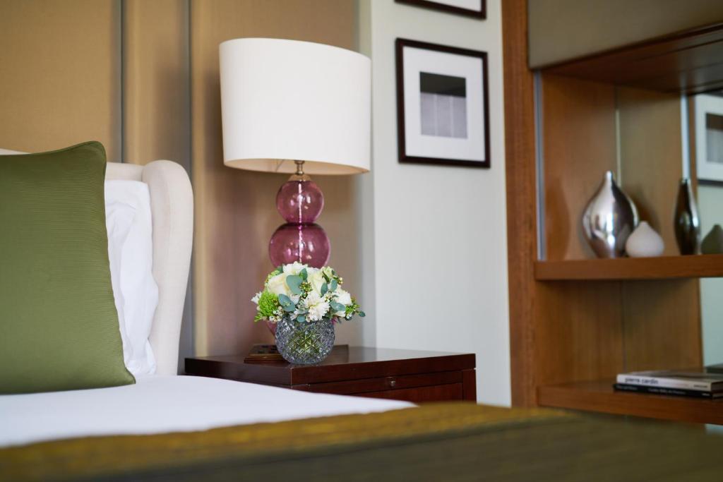 Deluxe Room - Image 2
