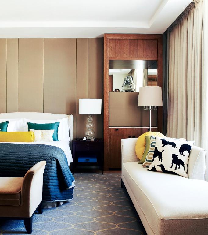 Executive Room - Image 2