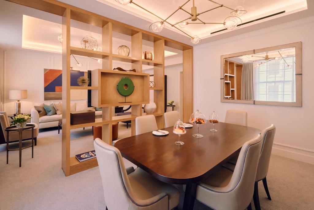 London Suite - Image 10