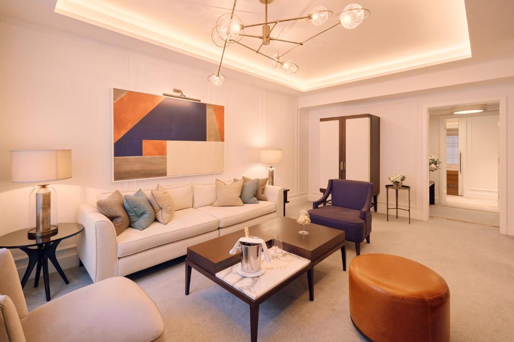 London Suite - Image 11