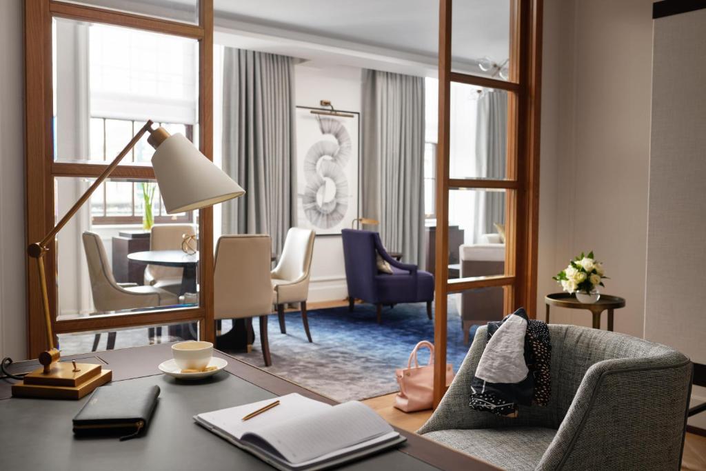 London Suite - Image 5