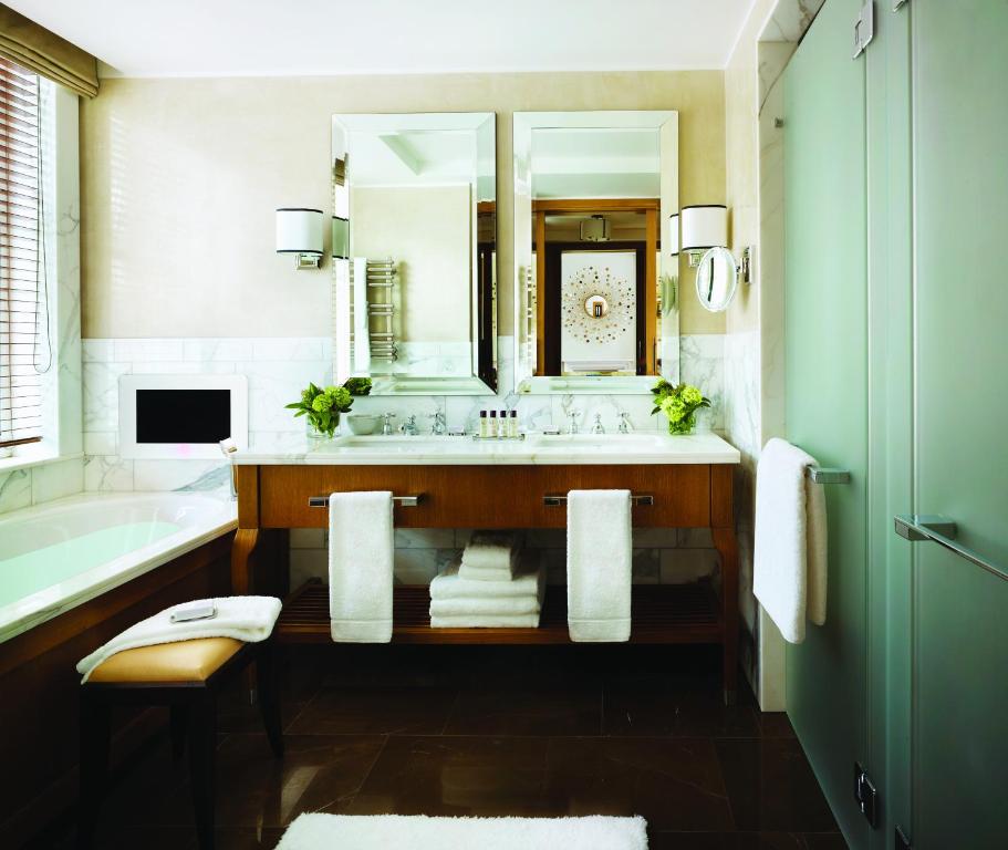 Superior Room - Image 5