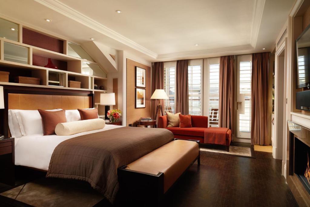 The Explorer's Penthouse - Image 3