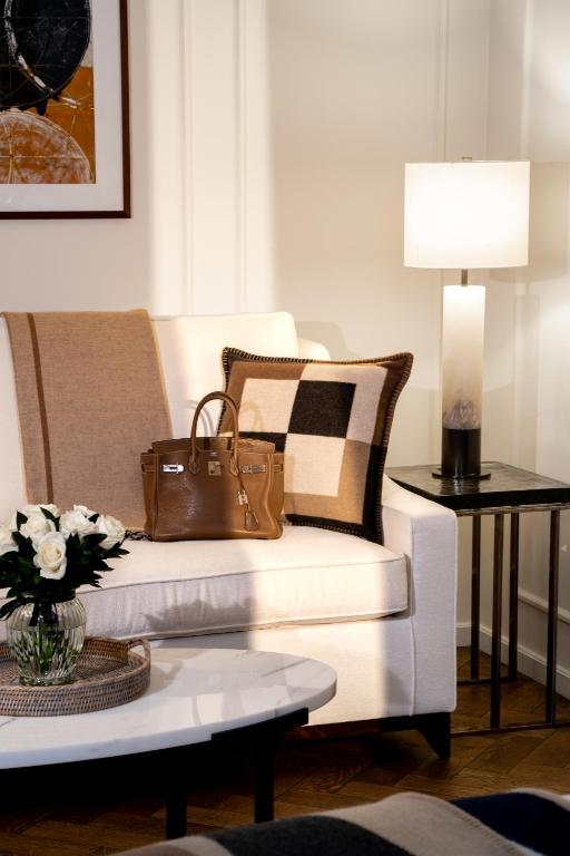 Whitehall Suite - Image 2