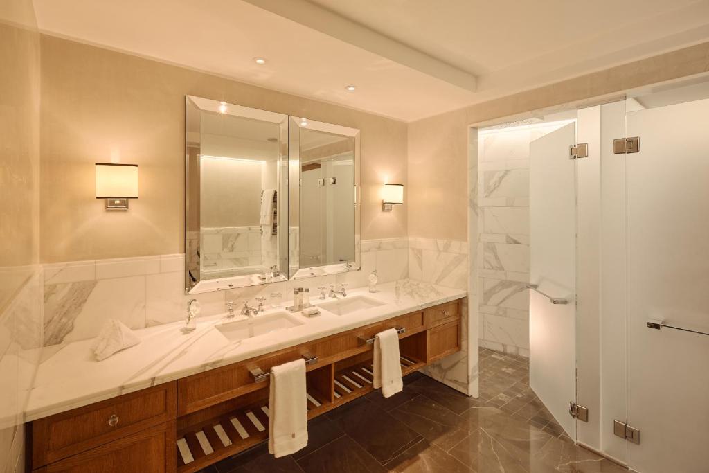 Whitehall Suite - Image 3