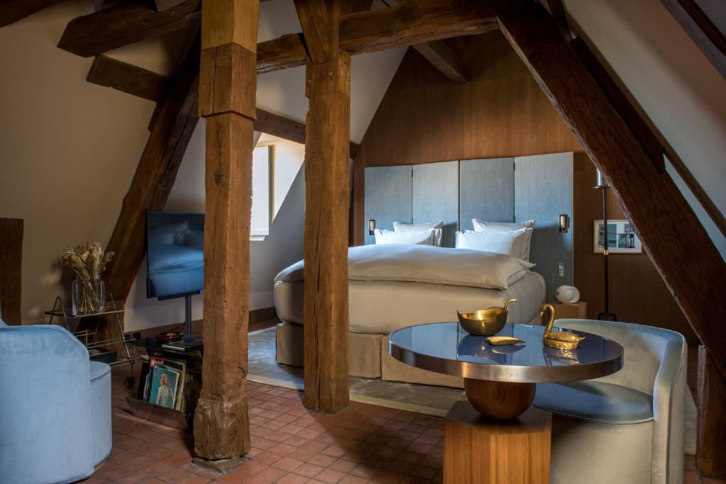 Duplex Suite - Image 1