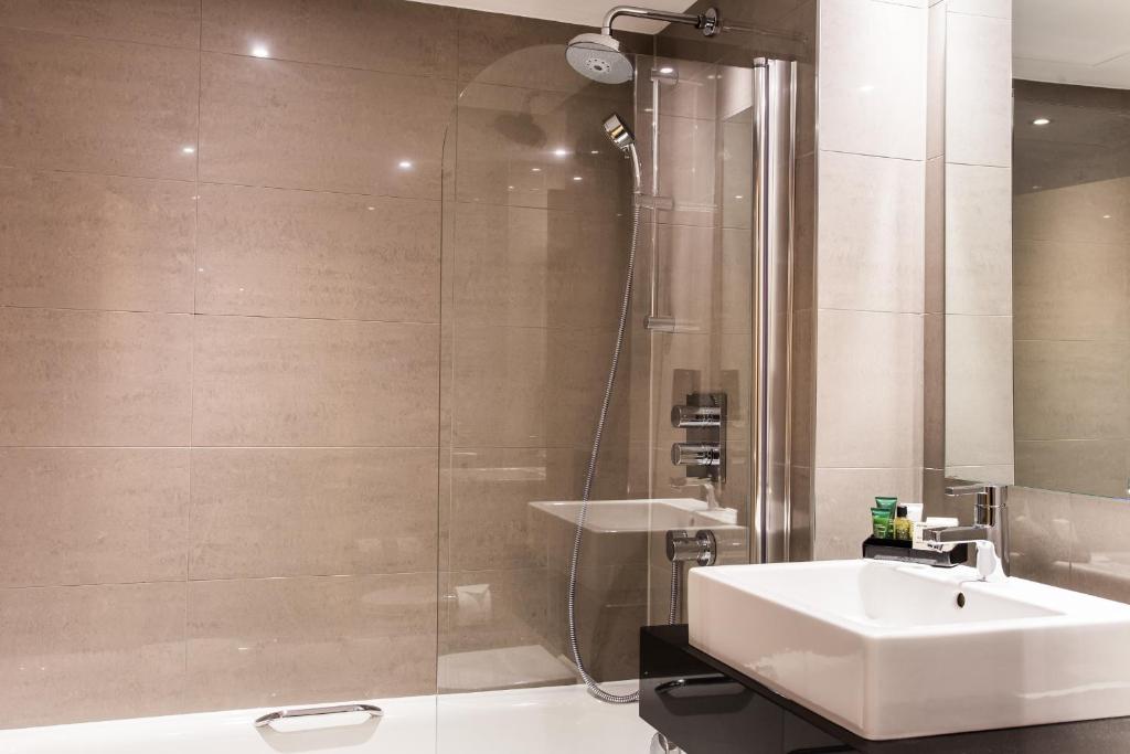 Classic Double Room - Image 3