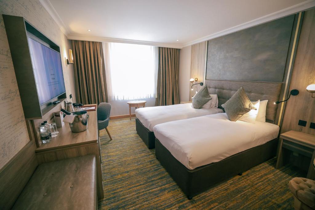 Classic Twin Room - Image 1