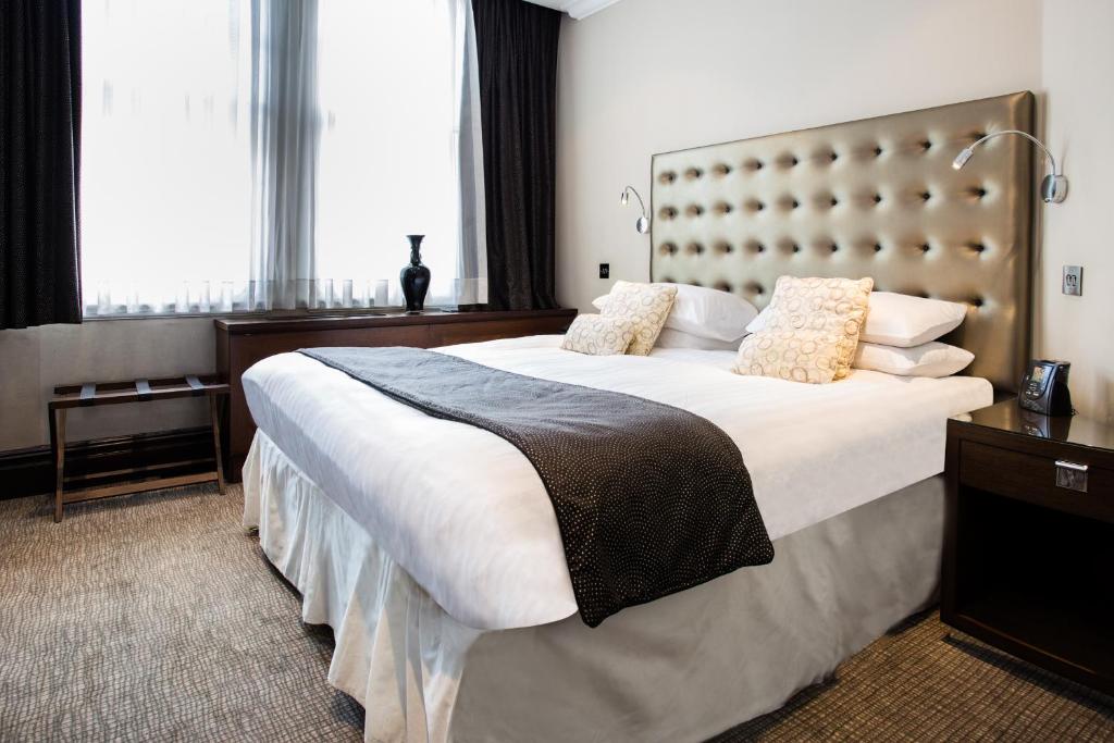 King Magistrate Suite - Image 8