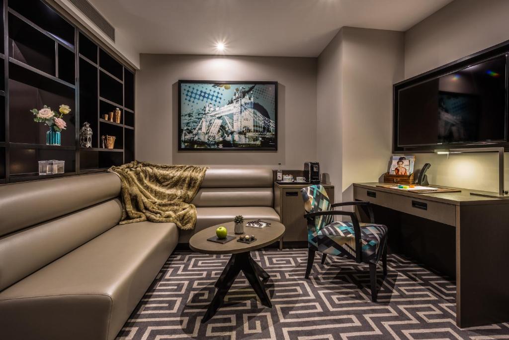 Hoxton Family Suite - Image 1