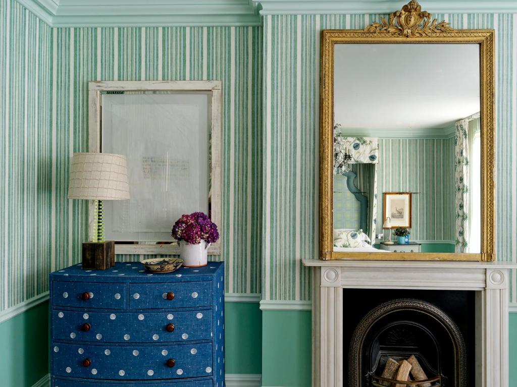 Deluxe Junior Suite - Image 6