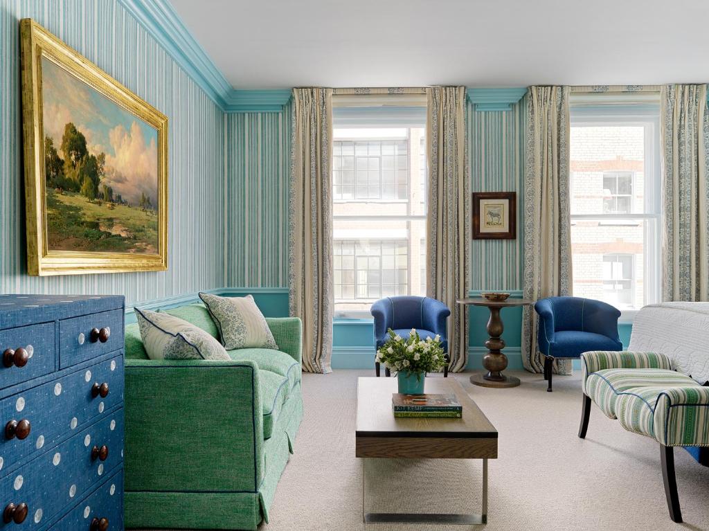 Deluxe Junior Suite - Image 1