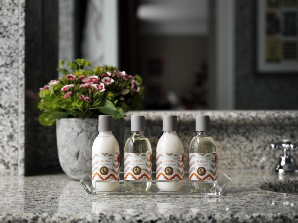 Suite with Terrace - Image 3