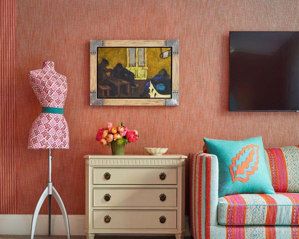 Luxury Junior Suite - Image 4