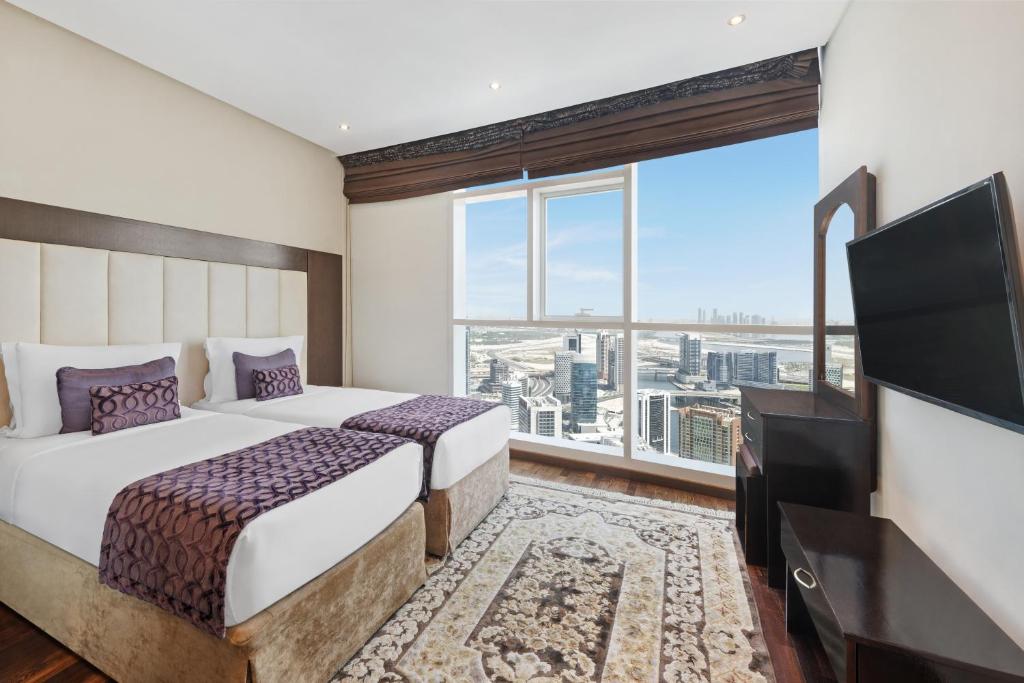 Three-Bedroom Suite - Image 9