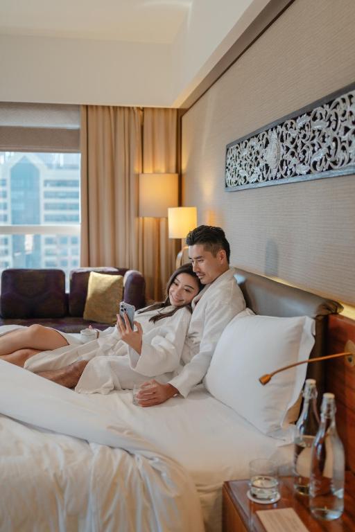 Executive Club Suite - Image 4